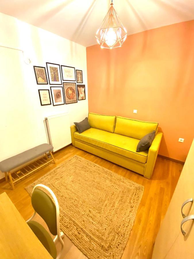 Little John Luxury Apartment Пирей Экстерьер фото
